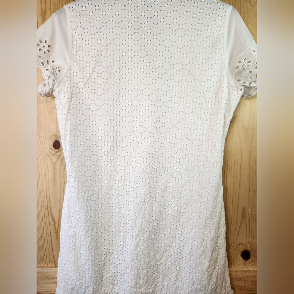 UNTUCKit Pearl White Cotton Eyelet Cap Sleeve Button Down Front Ruffle Hem Dress - Picture 6 of 14